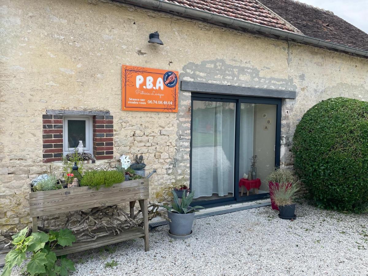 B&B le bourg d'Aunou, petit déjeuner compris Exterior foto