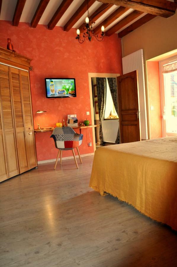 B&B le bourg d'Aunou, petit déjeuner compris Exterior foto